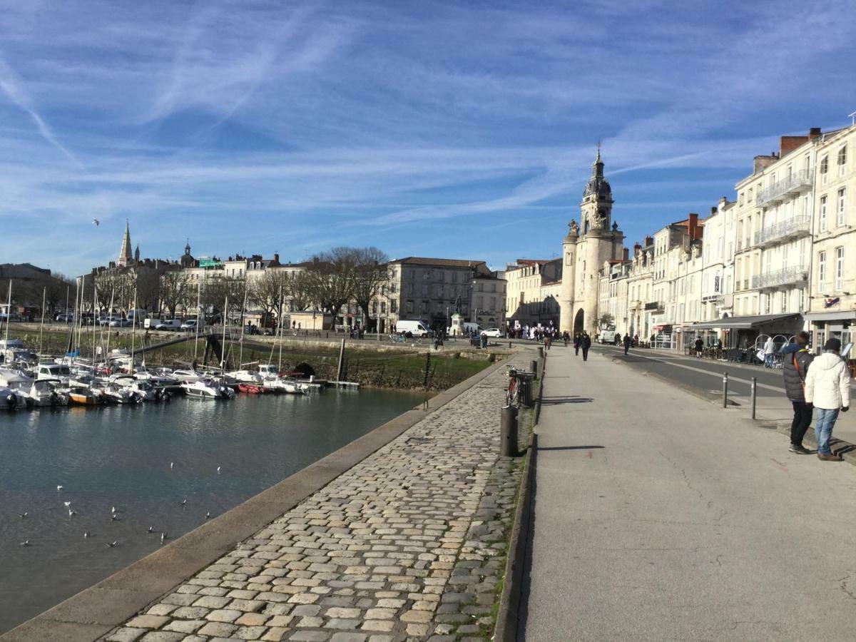 Appartement Centre Ville Pres Du Port Avec Parking Et Wifi La Rochelle  Buitenkant foto